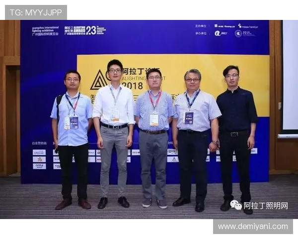 上海排球队的灵活性揭秘:从战术到训练的全面剖析与探讨 上海排球队的灵活性揭秘:从战术到训练的全面剖析与探讨