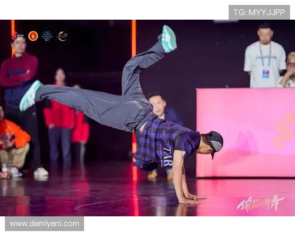 南京街舞队与北京街舞队的技术对决深度分析与赛后复盘 南京街舞队与北京街舞队的技术对决深度分析与赛后复盘