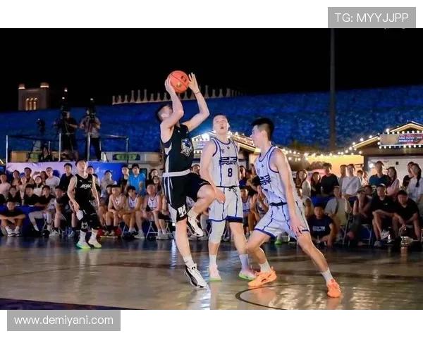 城市联赛特别报道：上海篮球队如何在竞争中崛起与突破的精彩历程