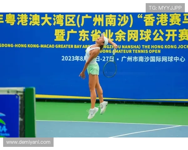 广州网球队在世界锦标赛中的团队协作展现出色值得赞赏