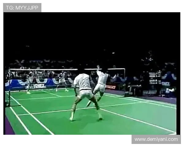 羽毛球战术解析：探秘北京羽毛球队的快攻策略与训练秘诀