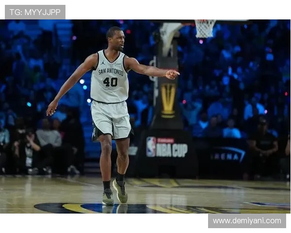 哈里森巴恩斯的篮球之路与成长历程探秘 哈里森巴恩斯的篮球之路与成长历程探秘