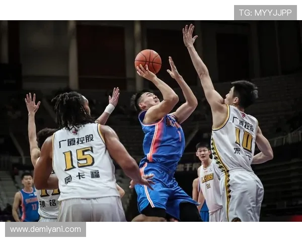 广厦对阵四川精彩直播全程跟踪分析与赛后点评尽在这里
