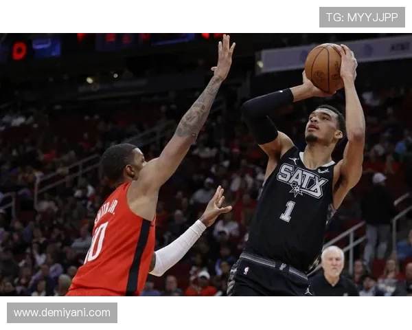 马刺队再度选择摆烂波波维奇因轮休主力被联盟罚款 马刺队再度选择摆烂波波维奇因轮休主力被联盟罚款