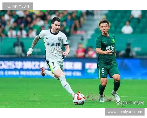 武汉足球队灵活性排名第三引发热议展现球队实力与潜力