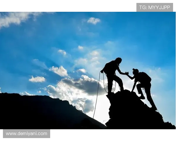 陈伟独家分享攀岩心得与技巧助你突破自我极限的攀登之路